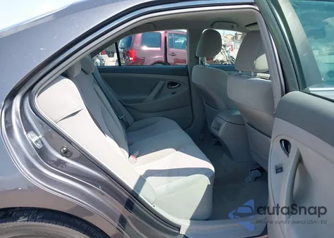 2011 Toyota Camry Le z USA, uszkodzony, nr VIN 4T4BF3EK4BR209516